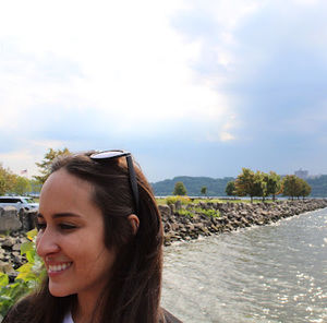 Meet your Posher, Alexandra